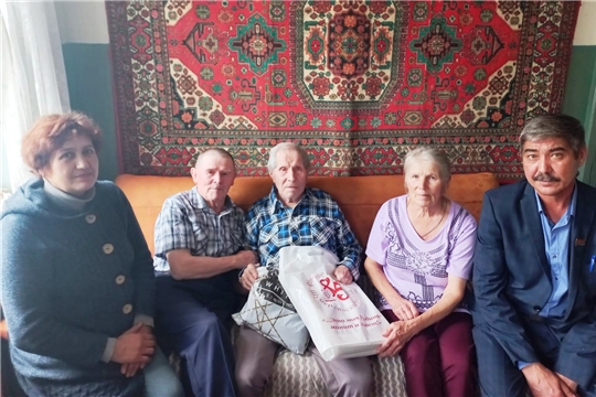 С 95-летним юбилеем поздравили жителя дер.Шумерля Пастухова Георгия Николаевича