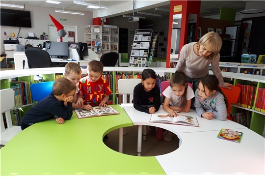 В Торханской сельской библиотеке состоялось литературно – познавательное путешествие «Страна детского фольклора»