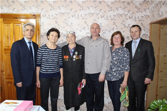 Еще одна жительница Шумерлинского муниципального округа получила поздравление с юбилеем из Кремля