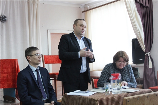 Продолжаются рабочие встречи первого заместителя главы администрации Дмитрия Головина с жителями Шумерлинского муниципального округа