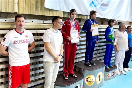 Мария Мамаева завоевала медали первенства и Кубка России по спорту слепых в дисциплине плавание
