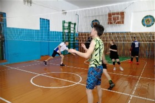 В Шигалинской школе прошло районное соревнование по волейболу памяти воинов-интернационалистов  Ю. Иванова и Г. Васильева