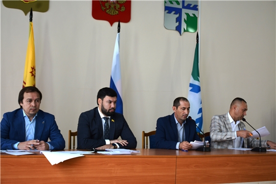 Состоялось первое организационное заседание Собрания депутатов Вурнарского муниципального округа 