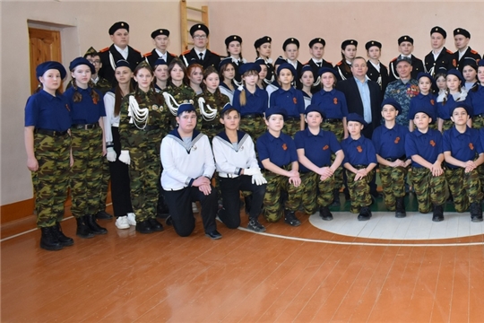 В Санарпосинской школе состоялось торжественное открытие месячника оборонно-массовой, спортивной и патриотической работы