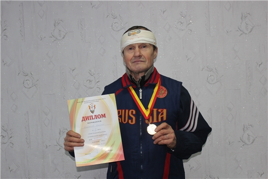 Николай Шихмачев вновь завоевал «золото» в финале Кубка Чувашии по легкой атлетике