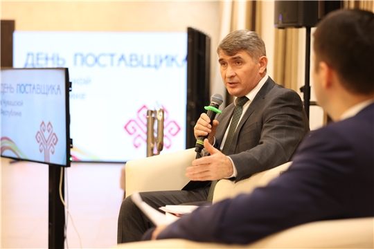 Олег Николаев предложил торговым сетям присоединиться к проекту по централизации горячего питания в социальных учреждениях