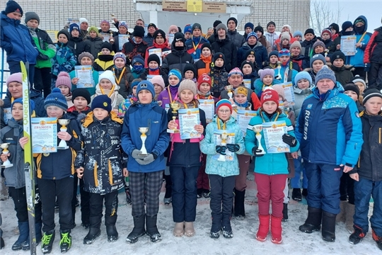 В деревне Малая Таяба прошел чемпионат и первенство Яльчикского района по лыжным гонкам классическим стилем на призы Валерия Павлова