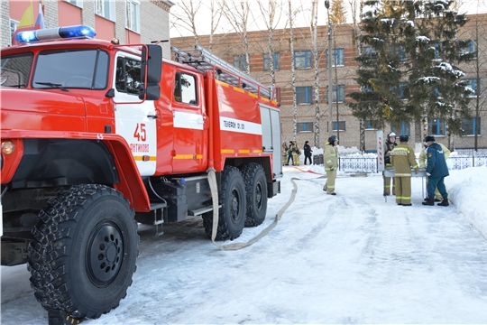 В администрации Янтиковского района прошла тренировочная эвакуация