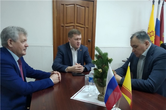 Глава Янтиковского муниципального округа потребовал от подрядчиков повысить качество содержания дорог