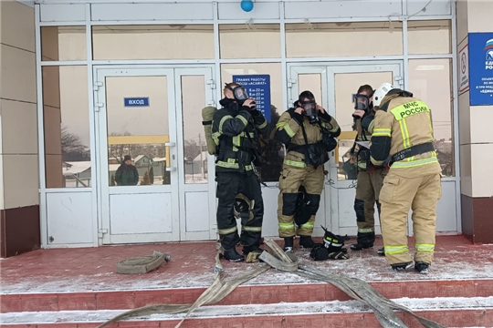 Пожарные ПСЧ № 40 г. Цивильска провели пожарно-тактические учения по тушению условного пожара