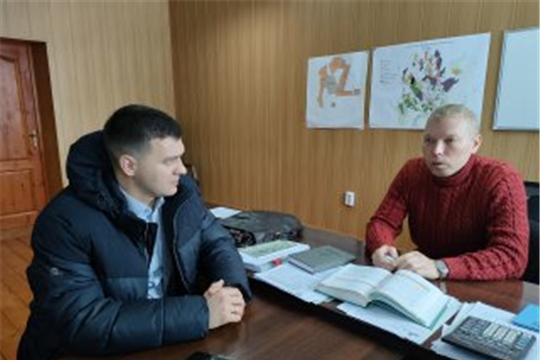 Глава Цивильского муниципального округа Алексей Иванов посетил агрофирму "Куснар"