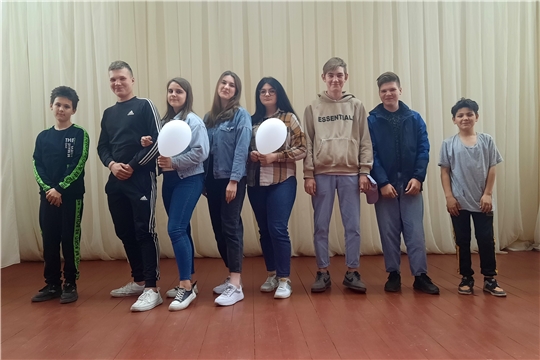 Игровая программа «Краски лета» прошла в Чуварлейском СДК