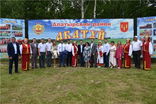 В Алатырском районе отметили праздник Песни, Труда и Спорта «Акатуй-2022»
