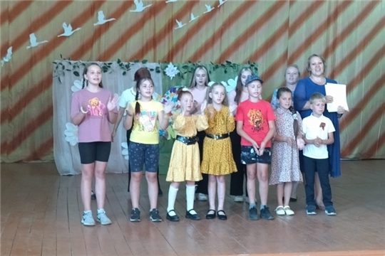 Концертная программа «Яркие краски лета» состоялась в Стемасском СДК