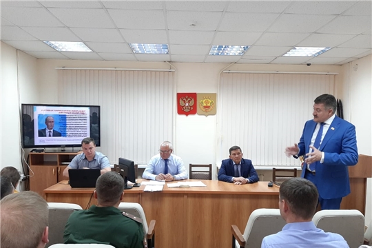 На еженедельном совещании подведены итоги прошлой недели и поставлены планы на текущую