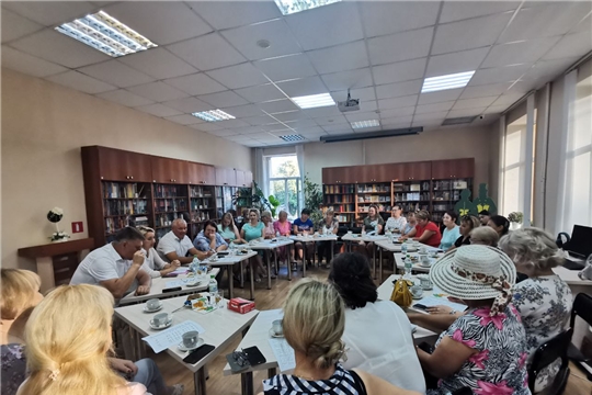 Представители районного отделения "Союза женщин Чувашии" провели круглый стол