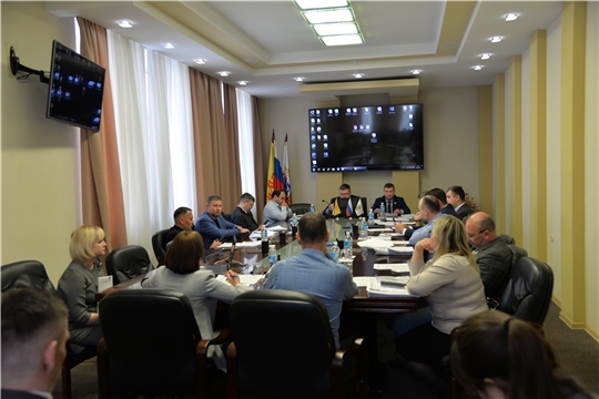Состоялось совместное заседание постоянных комиссий Чебоксарского городского Собрания депутатов по экономической политике и инвестициям и по депутатской этике