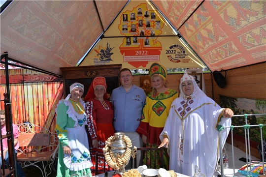 Глава города Чебоксары Олег Кортунов поздравил земляков с десятым Всечувашским праздником Акатуй