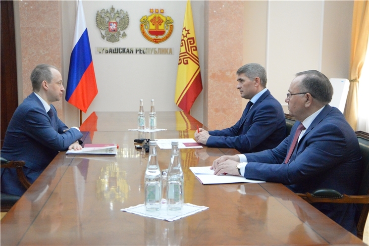 Суйлав процесне цифрӑлас ыйтӑва Чӑваш Ен Пуҫлӑхӗ Раҫҫей Федерацийĕн Тĕп суйлав комиссийĕн пайташĕпе пĕрле сӳтсе явнӑ
