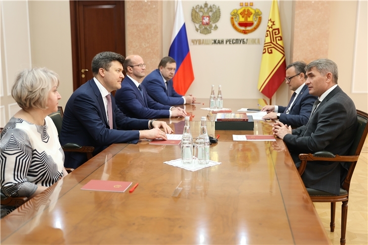 Чăваш Ен Пуҫлăхĕ  Раҫҫей Банкĕн регионти уйрăмĕн ҫĕнĕ управляющийĕпе ĕҫлĕ тĕлпулу ирттернĕ