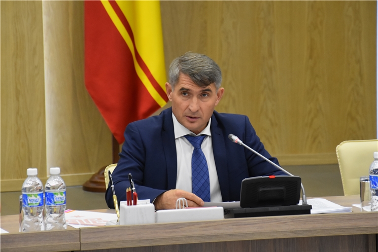 Палăртнă мĕнпур шкулсем ҫĕнĕ вĕренӳ ҫулне туллин хатĕр