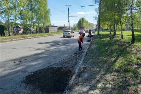 В Чебоксарах завершают сбор и вывоз смёта с дорог