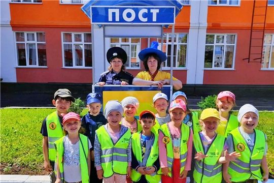 Летний сезон проекта «Светофорик»: путеводитель дорожной безопасности детей