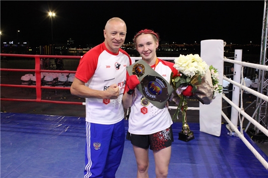 Чебоксарка Полина Петухова – чемпион МИРА по кикбоксингу