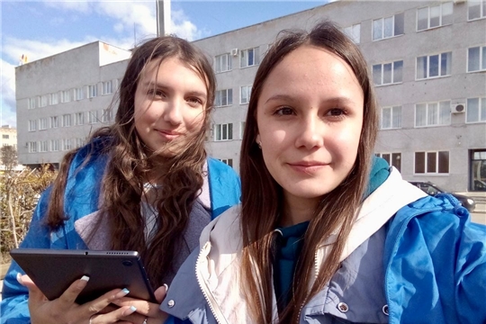Волонтеры Всероссийского проекта по голосованию за объекты благоустройства продолжают активно работать на точках города