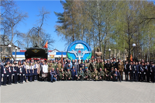 В городе Канаш прошел торжественный митинг памяти воинов-интернационалистов