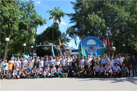 В городе Канаш отметили День Воздушно-десантных войск