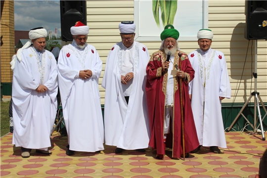 В рамках празднования 1100-летия принятия Ислама Волжской Булгарией прошло торжественное мероприятие, посвященное 30-летию мечети города Канаш