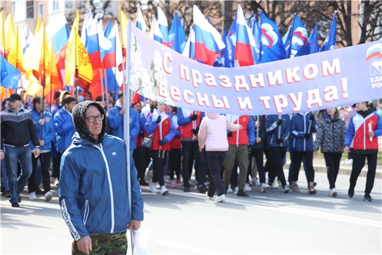 Многонациональный народ России, обладающий богатой культурой и многовековыми традициями, способен объединиться перед трудностями и ответить на любые вызовы - Олег Николаев Многонациональный народ России, обладающий богатой культурой и многовековыми традициями,  способен объединиться перед  трудностями и ответить на любые вызовы - Олег Николаев