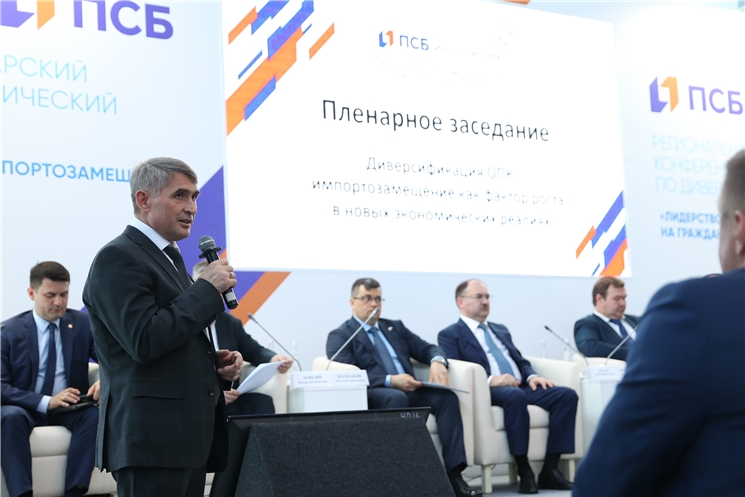 Олег Николаев: Будем масштабировать компетенции, которые нужны для обороноспособности России 