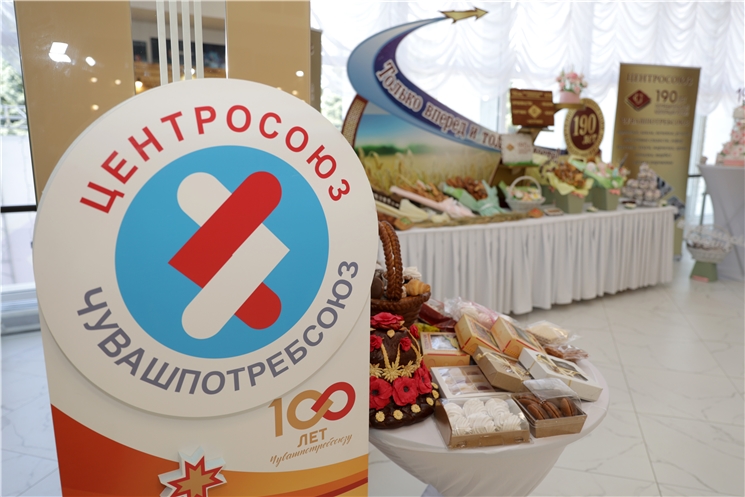Олег Николаев поздравляет с Международным днем кооперативов