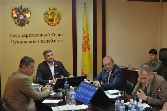 В преддверии сессии Госсовета состоялось заседание Комитета по государственному строительству и местному самоуправлению