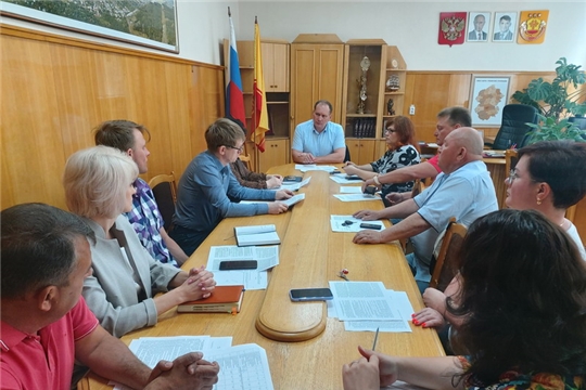 Глава администрации города Шумерля Валерий Шигашев провел заседание Координационного совета по поддержке и развитию малого и среднего предпринимательства