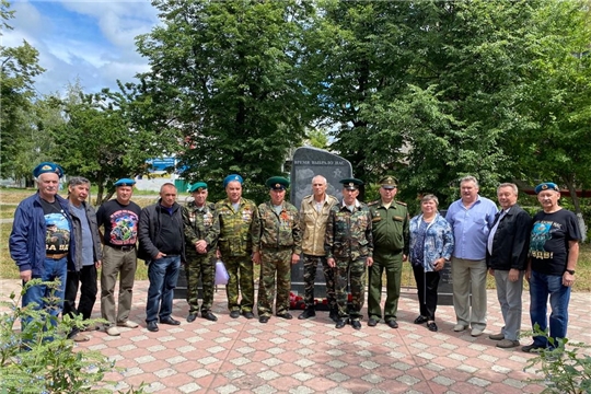 В сквере Победы города Шумерля прошла встреча ветеранов боевых действий
