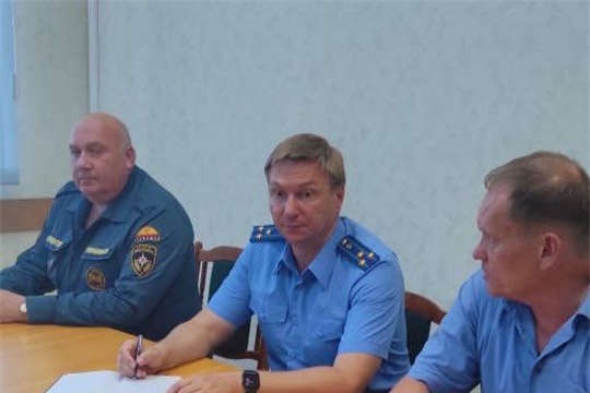 На межведомственном совещании при Шумерлинском межрайонном прокуроре обсуждены вопросы организации безопасности на водных объектах