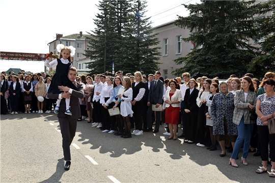 «Здравствуй, любимая школа!»