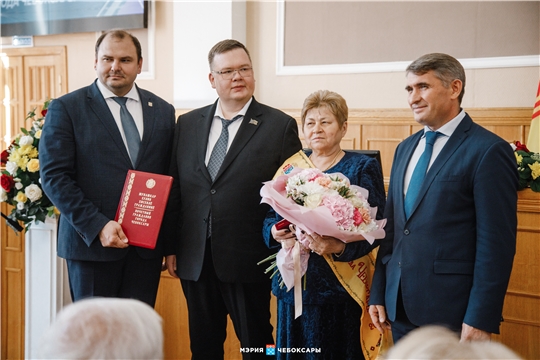 Почетным гражданином города Чебоксары стала Елена Бадаева