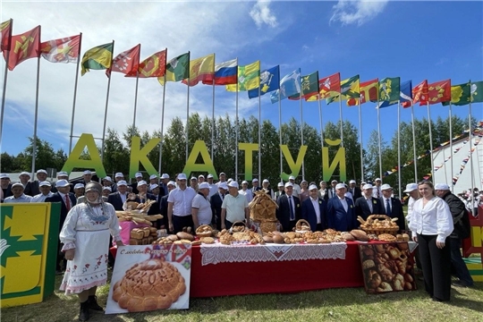 В Канашском районе отгремел праздник песни, труда и спорта «Акатуй-2022»