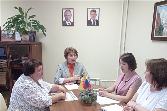 В Контрольно-счетной палате Чувашской Республики проведено рабочее совещание с Экспертным советом Государственного Совета Чувашской Республики