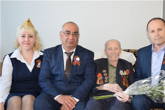 В День Победы ветеран Великой Отечественной войны Красночетайского района принял поздравления