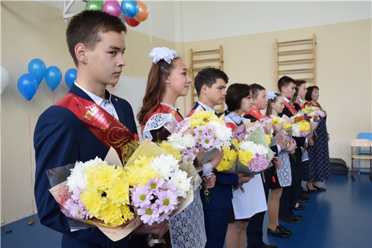 Для выпускников красночетайских школ прозвенел последний звонок