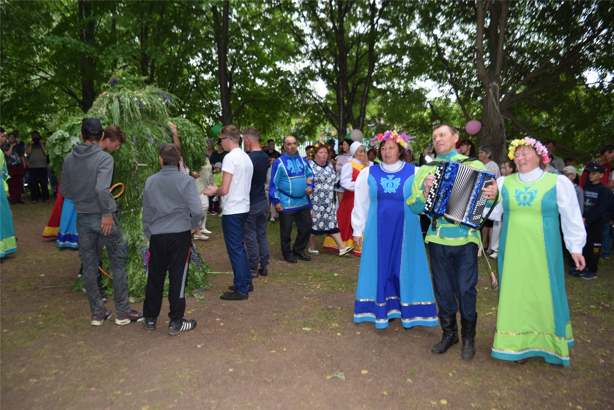 Жители деревни Русские Атаи отметили традиционный фольклорный праздник  «Кукла» | Красночетайский муниципальный округ Чувашской Республики