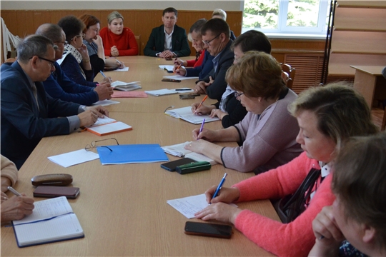 Сергей Мастьянов принял участие в совещании с руководителями образовательных учреждений района