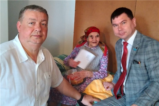 Жительница города Мариинский Посад Зосима Васильевна Васильева отметила 95-летний юбилей