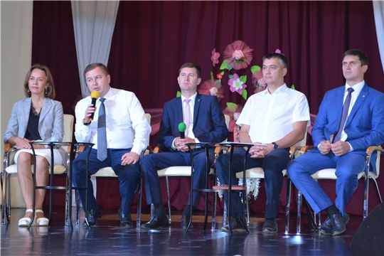 Обсудили развитие социальной сферы Мариинско-Посадского района 