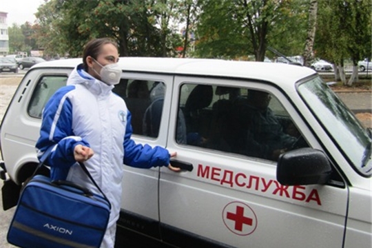 В праздничные дни Цивильские медики выезжали к пациентам на санитарных автомобилях